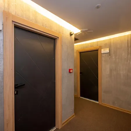 Continental Airport 3*