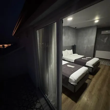 Continental Airport Hotell