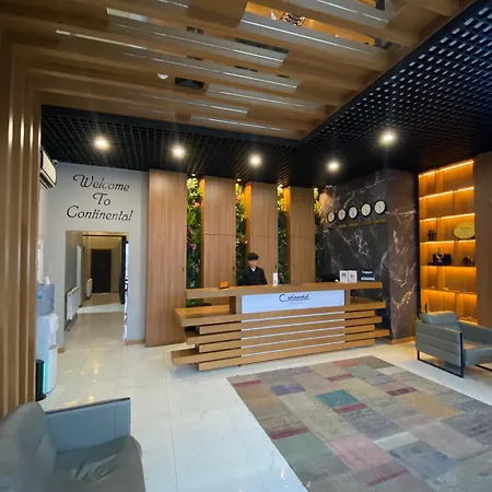 Continental Airport ホテル 3*